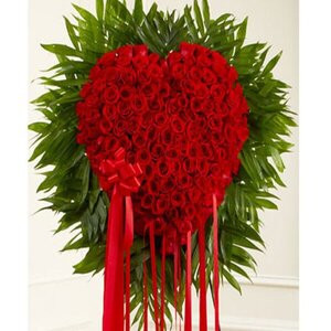 Valentine Heart 100 Roses