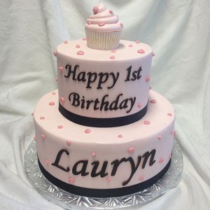 Exquisite Vanilla Elegance: Dive into Our Special 2-Layer Cake