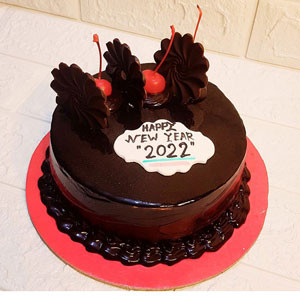Indulgent Treat: Cake's Delight Chocolate Round Cake
