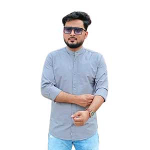 Classic Long-Sleeve Casual Shirt in Solid Color
