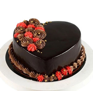 Shumi's Hot Cake: Irresistible Heart-Shaped Chocolate Cake