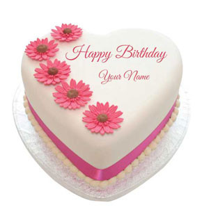 Vanilla Bliss: Cake's Delight Vanilla Heart Cake