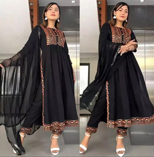 Naira Cut 4 Piece Ensemble: Ready-to-Wear Sophistication for Effortless Elegance