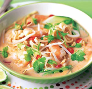 Thai Food:  Thai Noodles Soup with Prawn -"Taiking"