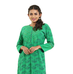 Ladies Average Kurti- Green